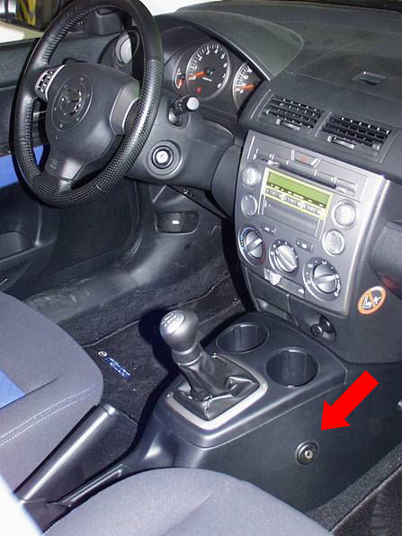 Mazda 2 manualis 2008ig