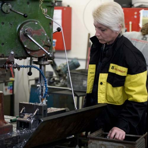 Construct gyár belülről